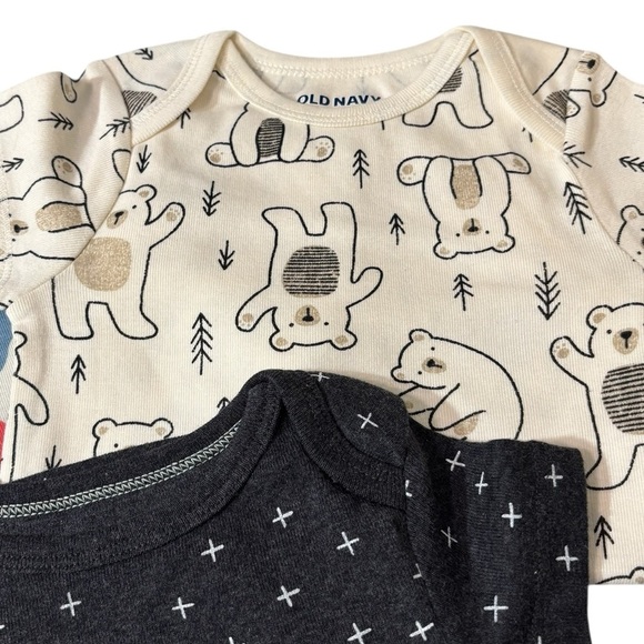 BABY - ONESIE - 5 PACK - NWT OR NWOT - SIZES 3-6 MONTHS and 6-12 MONTHS - B19 - Picture 3 of 12